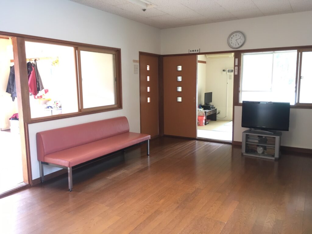 女子棟ホール
